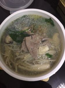 三鲜猪肝汤的家常做法_去筋膜减腥，配青笋营养好