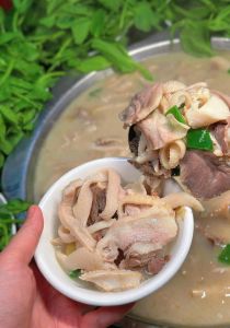 四川羊肉汤的家常做法_羊肉汤的做法，鲜香浓郁，简单易做！