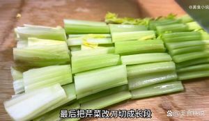 芹菜不焯水直接炒可以吗_芹菜不焯水怎么炒更脆？