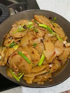 米豆腐要焯水吗_焯水+热油快炒+淀粉防粘