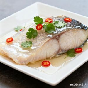 清蒸鱼一般选什么鱼_清蒸鱼选鲈鱼多宝鱼，肉质滑嫩营养高