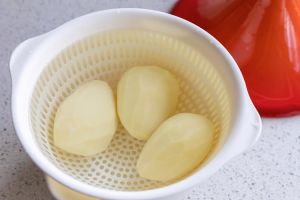 土豆小火煮多久能熟_小火慢煮土豆，不同做法美味可口