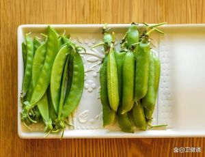 扁豆和荷兰豆区别图_食用价值与烹饪方式解析