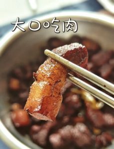 炖肘子需要焯水吗_焯水可省，加足水慢炖，火候好才香