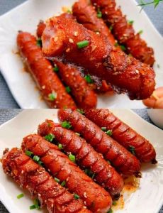 八块腹肌香肠图片揭秘：打造完美腹肌形状的创意香肠制作技巧