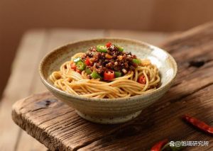 四川素椒杂酱的做法_成都小面素椒杂酱面，家常做法香浓可口