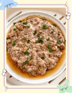 清蒸肉饼家常做法大全_菜脯调味，鲜嫩可口