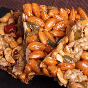 玛仁糖的正宗做法_香脆甜坚果，地道特色小甜点