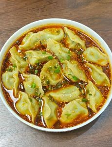 汆饺子汤的做法大全窍门_酸汤水饺家常菜，暖心又美味！