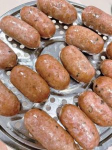 灌得香肠蒸多长时间_广式12-15分钟，川味18-20分钟