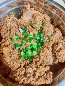 粉蒸肉是否要处理肉皮_软糯入味，做法详解
