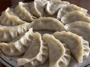 蒸饺蒸20分钟会干吗_蒸饺20分钟易干硬？火候技巧是关键！