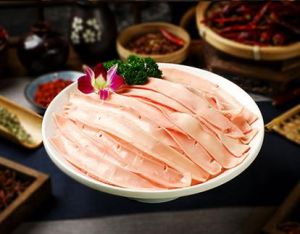 猎肉黄喉是那个部位_黄喉是猪牛血管，脆弹营养，涮火锅烧烤都行