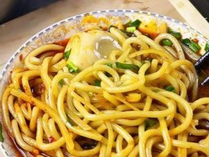 黄色的碱面和不黄的区别_清洁膨松两不同