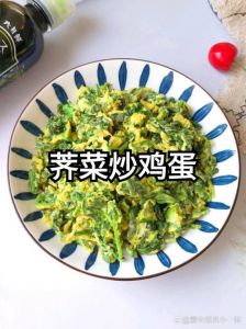 炒荠菜的做法大全家常_荠菜做法多又好，春天尝鲜正当时！