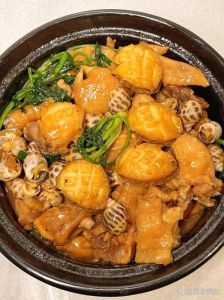 砂锅啫喱鲍鱼鸡做法_砂锅啫喱鲍鱼鸡，鲜嫩尊贵，冬日美味！