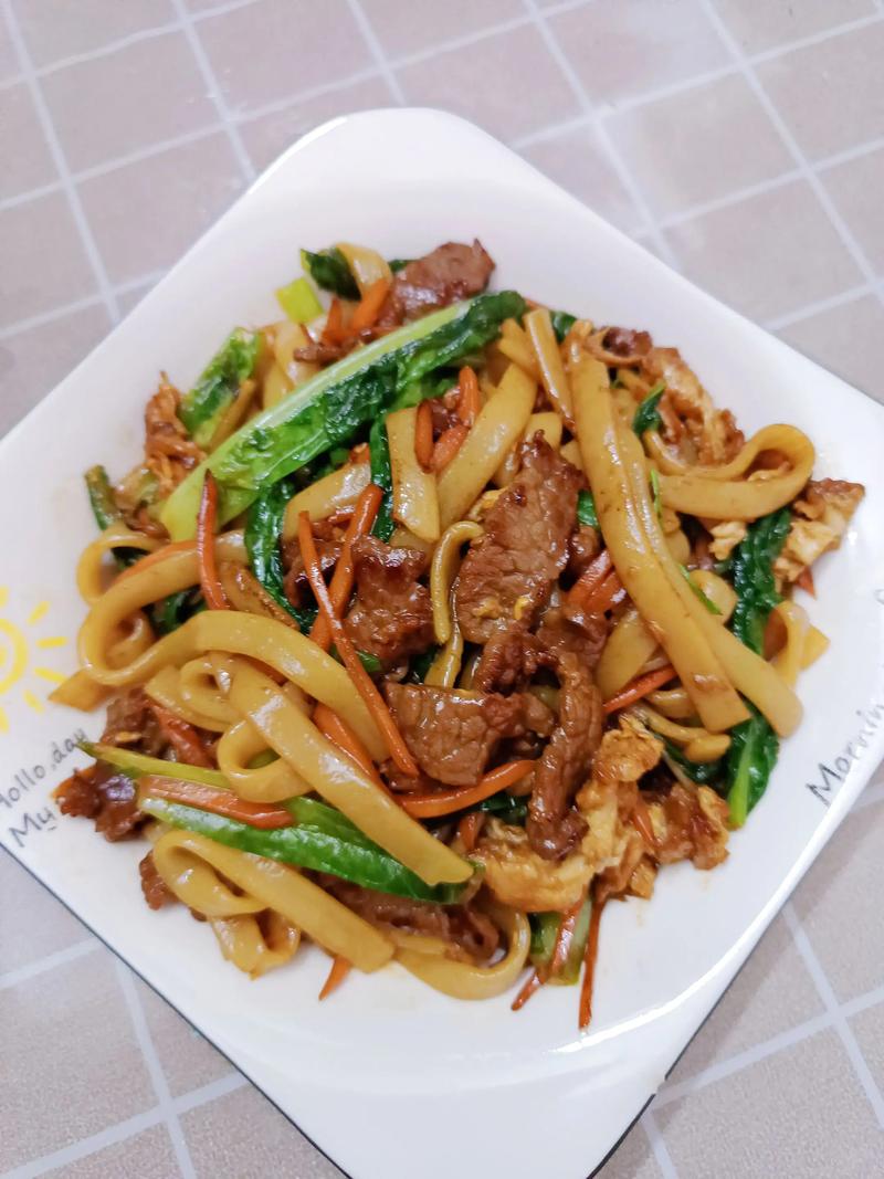 河南炒河粉的正宗做法_家常做法,香辣入味! 河南炒河粉的正宗做法_家常做法,香辣入味!