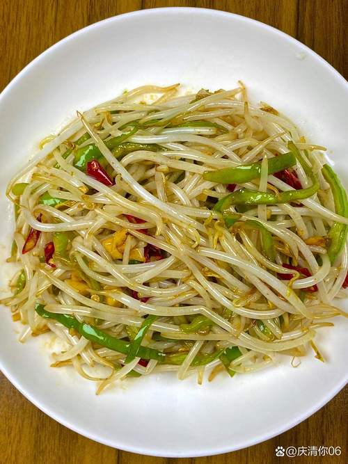 凉拌黄豆芽的家常做法_清爽营养!夏日凉拌黄豆芽这样做 凉拌黄豆芽的家常做法_清爽营养!夏日凉拌黄豆芽这样做