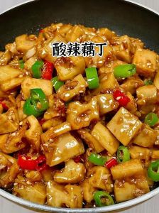 酸辣口味的菜有哪些_土豆木耳鱼片白菜汤做法
