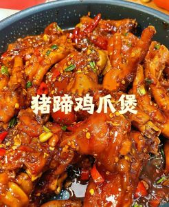 鸡爪煲家常做法正宗_香辣鸡爪炖土豆玉米胡萝卜，营养美味，全家共享！