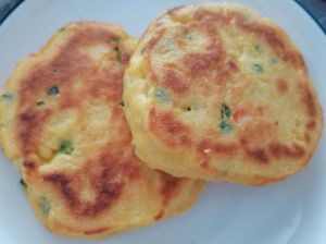 玉米面粉煎饼的做法大全家常_六种玉米面煎饼做法，简单美味，满足不同口味！