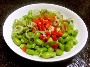 清蒸毛豆米的做法大全_家常清蒸毛豆米，简单美味，下饭！