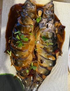 冻青鱼的做法大全家常_冷冻青鱼解冻腌制，煎炖蒸皆美味！