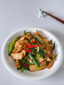 菜干的6种家常做法_烤炸炒炖，解锁美味无限！