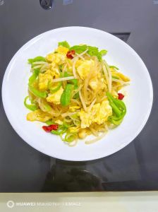 正宗炒合菜的做法_春日炒合菜，外婆乡小榨菜籽油，鲜香脆爽，家的味道！