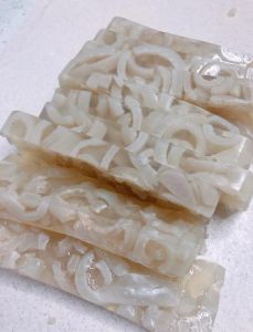手工猪皮冻的正确做法_Q弹透明，蒜泥醋汁蘸着吃特香！