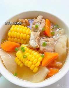 排骨焖白萝卜家常做法_家常美味，香浓下饭