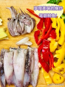 笔管鱿鱼白灼几分钟_白灼鱿鱼要熟透，蘸料随心选！