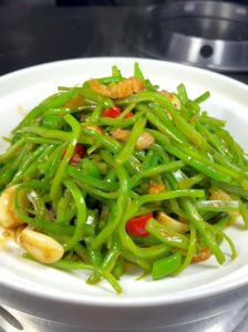 炒扁豆丝脆脆的是熟了吗_火候时间，现炒最佳！