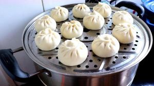肉包子冷水上锅蒸多长时间_蒸包子时间灵活，火力发面决定，冷水上锅，关火焖几分钟