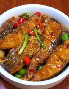 干烧草鱼块的做法大全_干烧草鱼外酥里嫩去腥指南