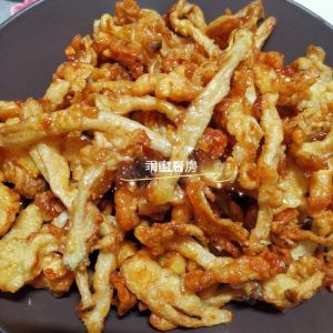 干锅油炸茶树菇的做法大全集_干锅茶树菇，鲜香辣味，下饭好菜！