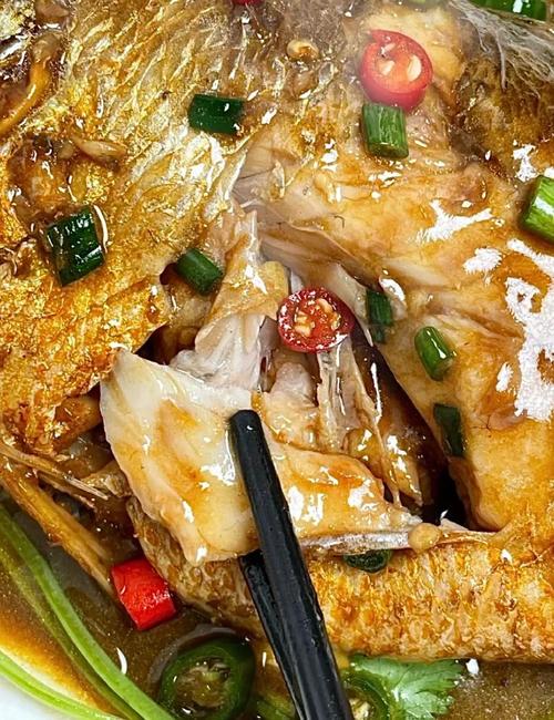 冰冻大黄鱼家常做法_大黄鱼冻对鲜，冷藏解冻加调料