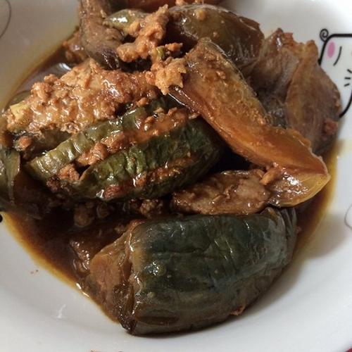 铁板夹肉茄子的做法步骤图解_焦黄茄子炒肉末，吸汁入味好下饭