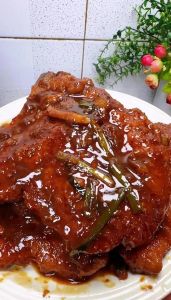 葱烧大排的做法_肉质酥嫩葱香浓，下饭绝配！