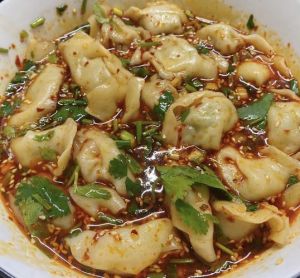 香菇包饺子要焯水吗_香菇饺子焯水吗？口感营养看情况