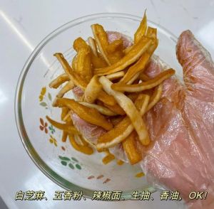 苏北农村秘制萝卜干做法_手切慢腌香脆可口