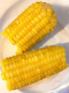 蒸玉米要几分钟_蒸玉米时间多久？新鲜冷冻有别