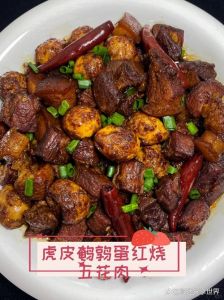 虎皮蛋红烧肉是哪里的做法_苏沪风味美食，甜咸交织，经典传承