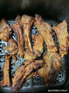 羊肉块要提前腌制吗_烤羊肉腌不腌？看肉！