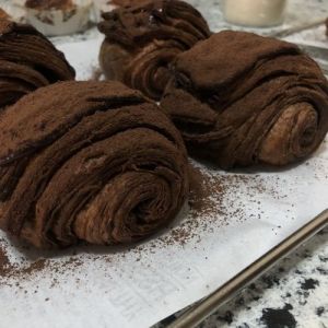 脏脏面包的做法大全_巧克力和奶油，在家轻松做！