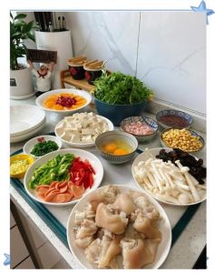 上课发现老师的小秘密：原来他午餐总带这道家常菜，食材简单做法却很讲究
