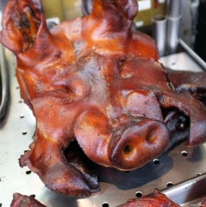 川卤猪头肉的家常做法_选对猪头肉，卤出香喷喷！