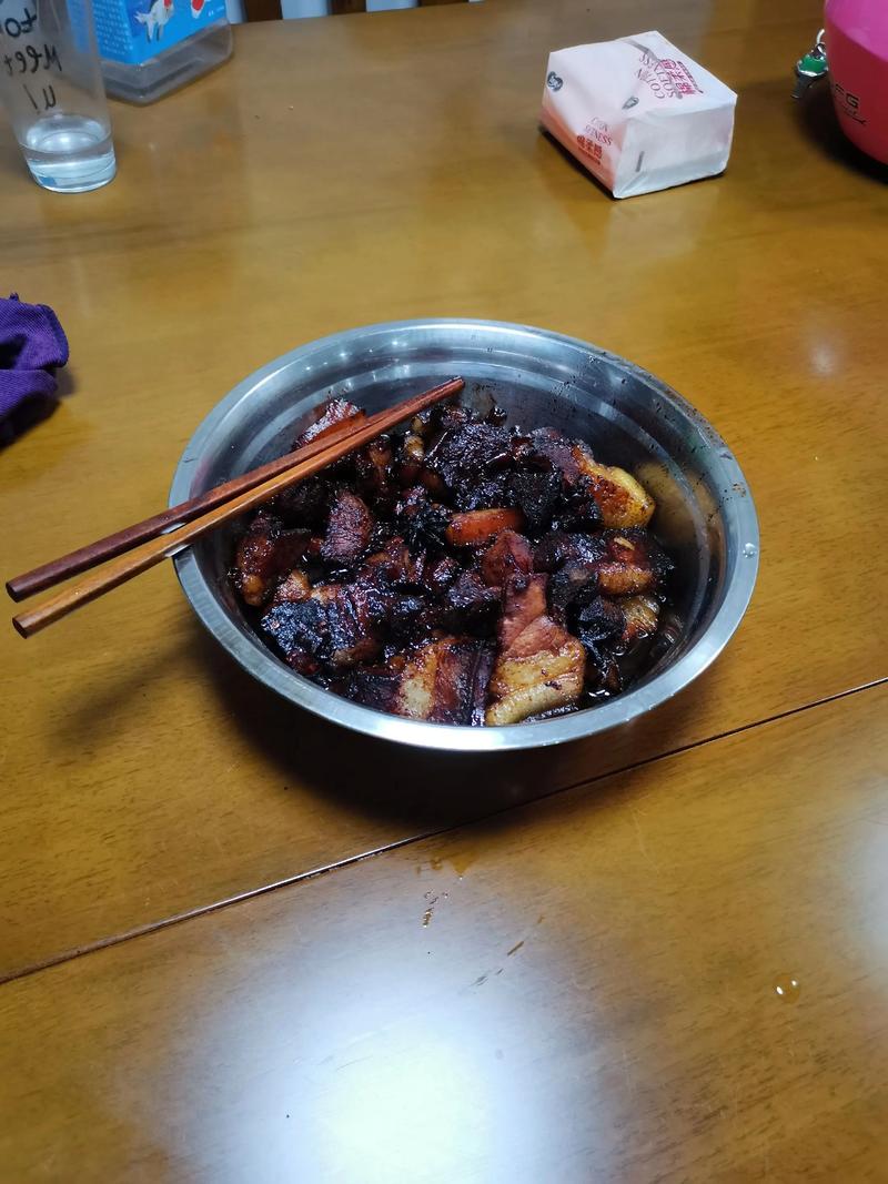 机长大叔by要吃肉儿媳一碗热气腾腾的家常红烧肉做法与情感滋味 机长大叔by要吃肉儿媳一碗热气腾腾的家常红烧肉做法与情感滋味