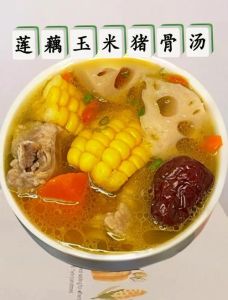 湖北藕烧排骨汤做法_无油快炒排骨，红枣干贝提鲜，洪湖藕炖汤美滋滋！