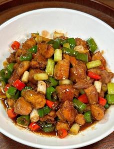 把腿扒开一点就不痛了鸡腿去骨更轻松，教你做鲜嫩多汁的香煎鸡腿肉